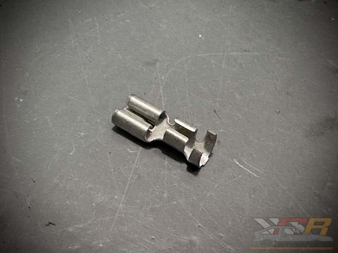 Genuine VW Spade Connector - Non-Insulated w/ Locking Tabs - Image 7